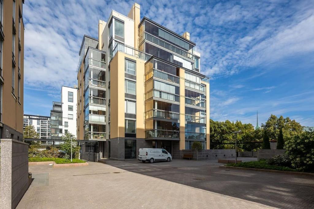 Spacious Home With Four Terrace, Sauna, Sea View Хельсинки Экстерьер фото