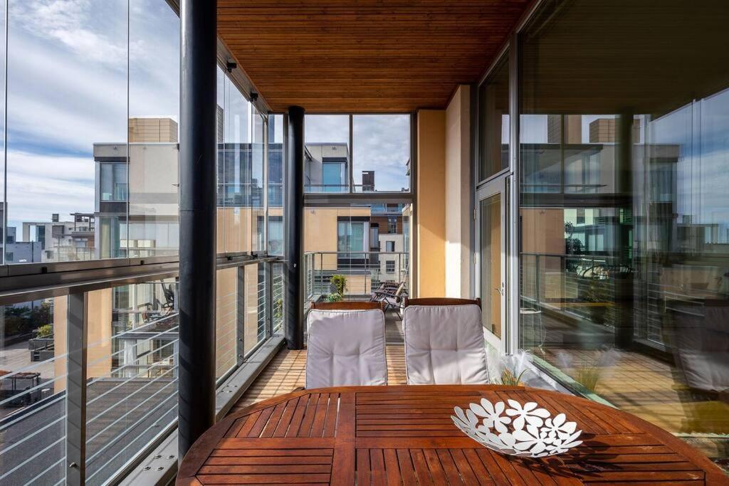 Spacious Home With Four Terrace, Sauna, Sea View Хельсинки Экстерьер фото